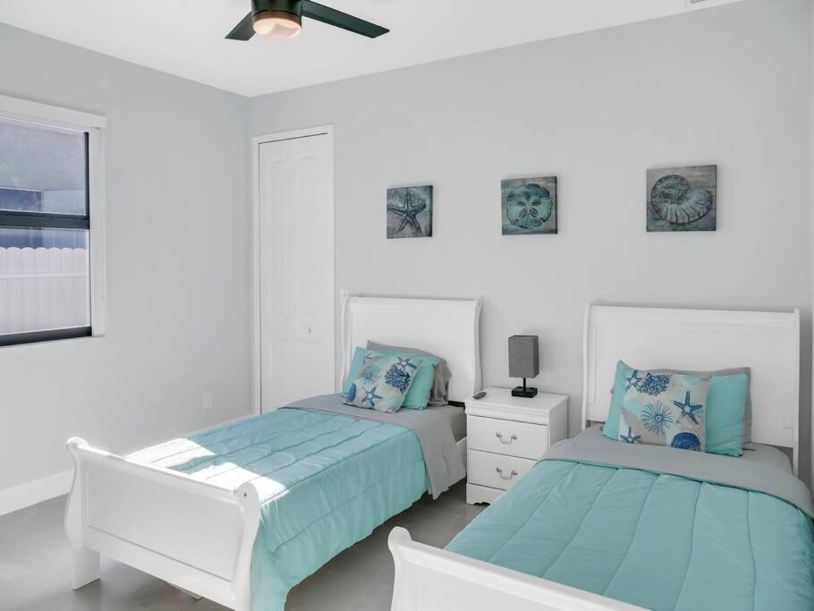 Casa Sevilla, Heated Pool, Sleeps 9, 4B3B Cape Coral Extérieur photo