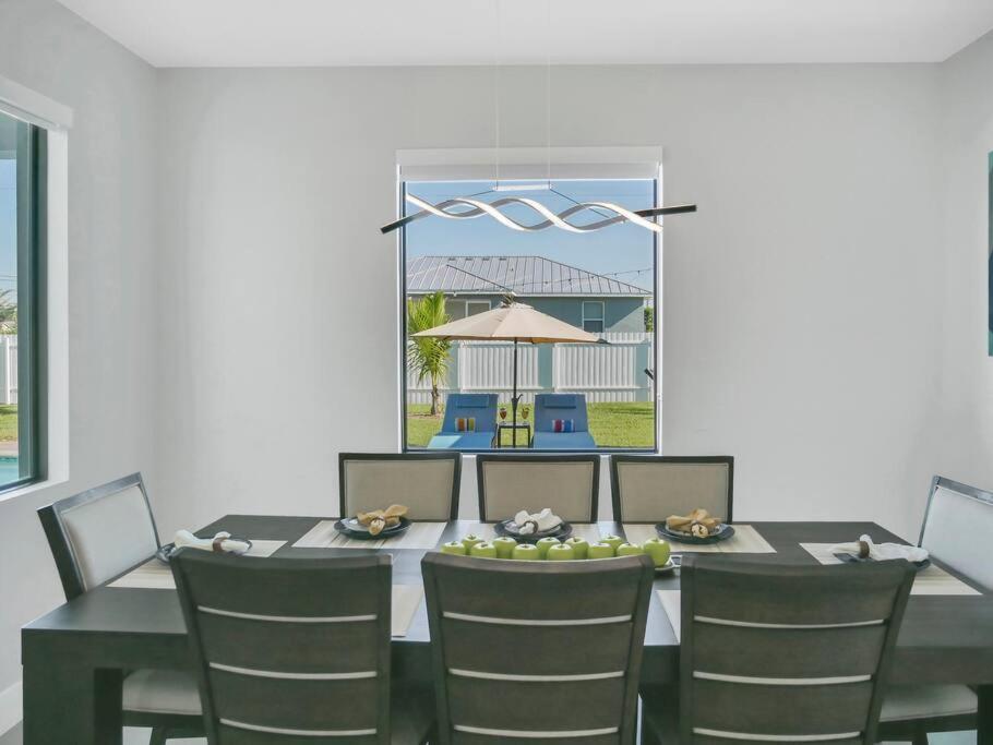 Casa Sevilla, Heated Pool, Sleeps 9, 4B3B Cape Coral Extérieur photo