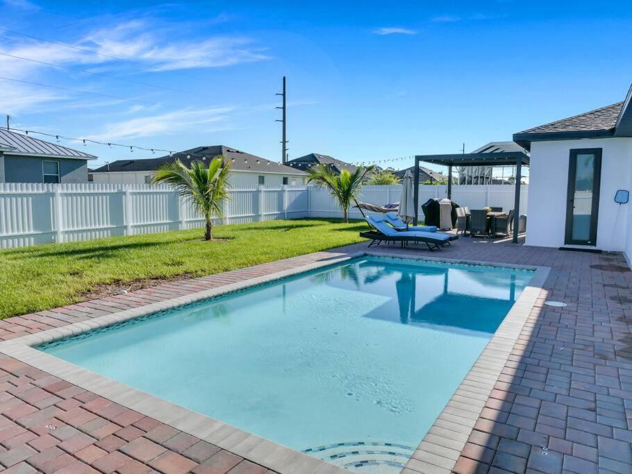 Casa Sevilla, Heated Pool, Sleeps 9, 4B3B Cape Coral Extérieur photo
