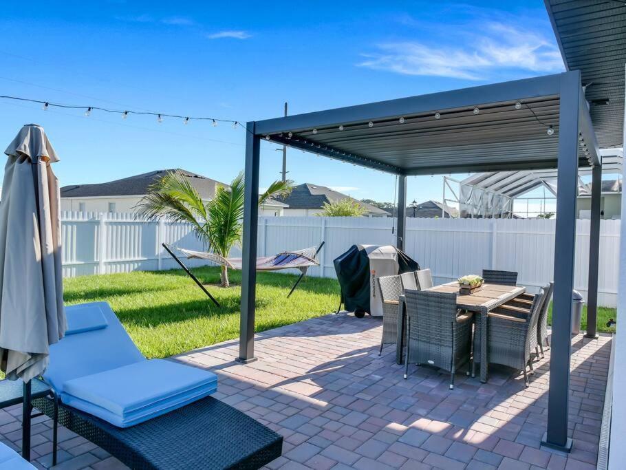 Casa Sevilla, Heated Pool, Sleeps 9, 4B3B Cape Coral Extérieur photo